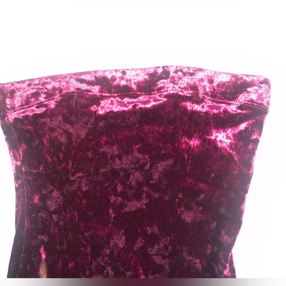 Fashion Nova Bodycon velvet dress - Picture 5 of 7